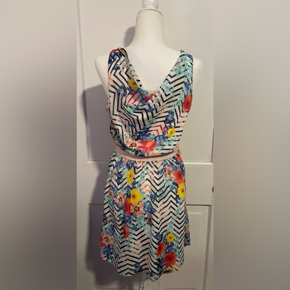 Vintage Candie's Chevron Midi Dress - Picture 3 of 6